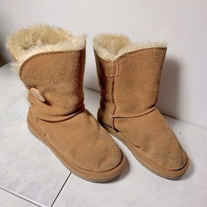 BOYS  UGGS  size 11.5